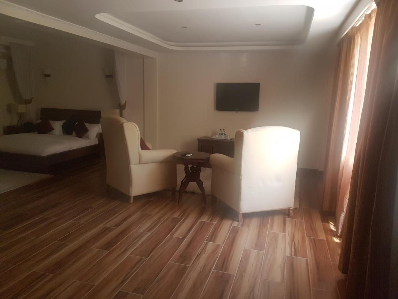 The Vic Hotel Kisumu Kültér fotó